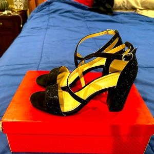 Kelly & Katie dress sandals